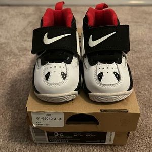 Preloved Nike diamond turf 2 good condition